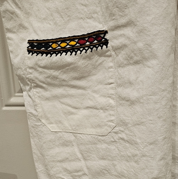 Ethiopian Tradotional  White Embroidered Lion Shirt Size L LIKE NEW - Picture 5 of 6